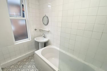 4 bed flat, Berkeley Avenue, Longsight, Manchester, M145DN - Image 10